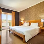 Castrum Villae By Walk Hotel 3*
