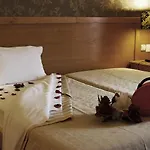 Castrum Villae By Walk 3*