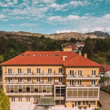 Castrum Villae By Walk Castro Laboreiro