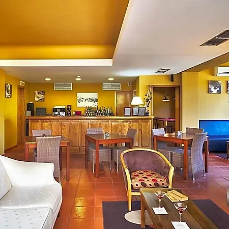 מלון Castrum Villae By Walk 3*