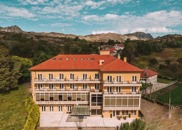 Castrum Villae By Walk Castro Laboreiro