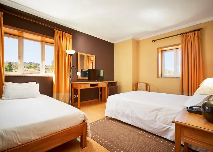 Hotel Castrum Villae By Walk Castro Laboreiro