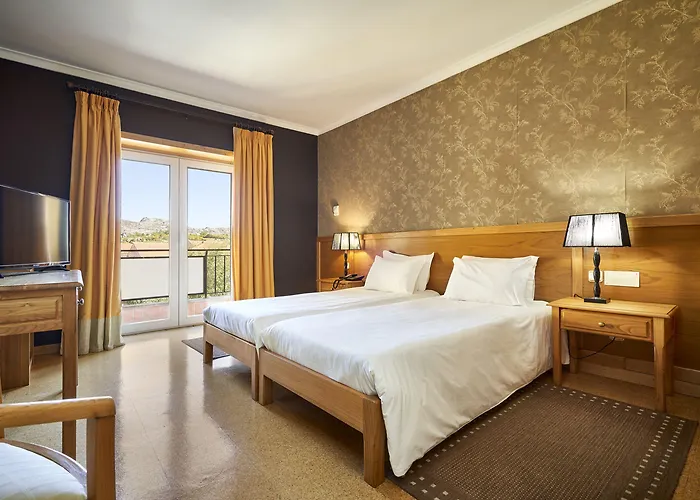 Castrum Villae By Walk Hotel