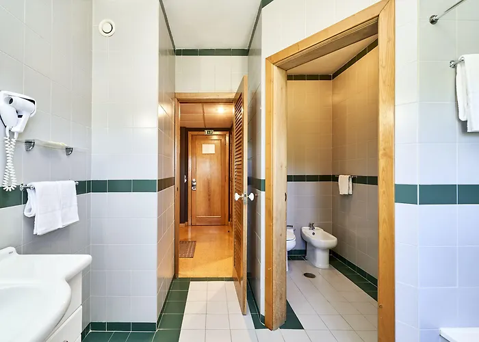 Castrum Villae By Walk Castro Laboreiro