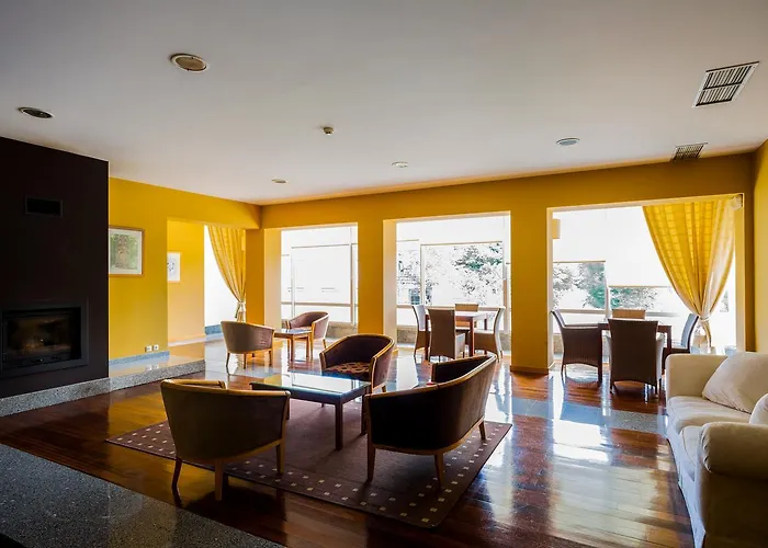 Castrum Villae By Walk Castro Laboreiro