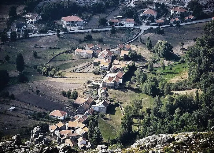 Castrum Villae By Walk Hotel Castro Laboreiro